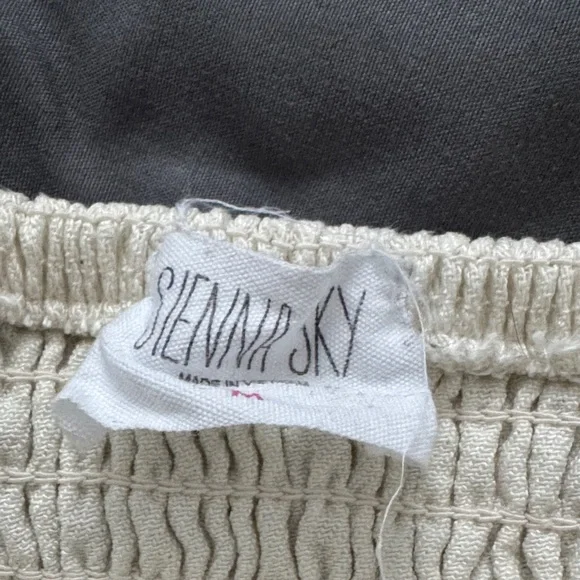 Sienna Sky LIKE NEW Cream Smocked Cami Top - Picture 2 of 3